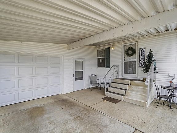 4th image of 3406 Christina Dr