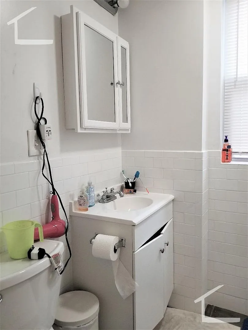 Great 4 Bedroom located close to BU Available 09/01/26 — Photo 3