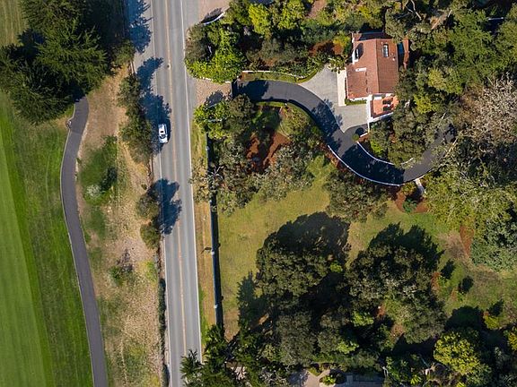 5th image of 3359 Seventeen Mile Dr