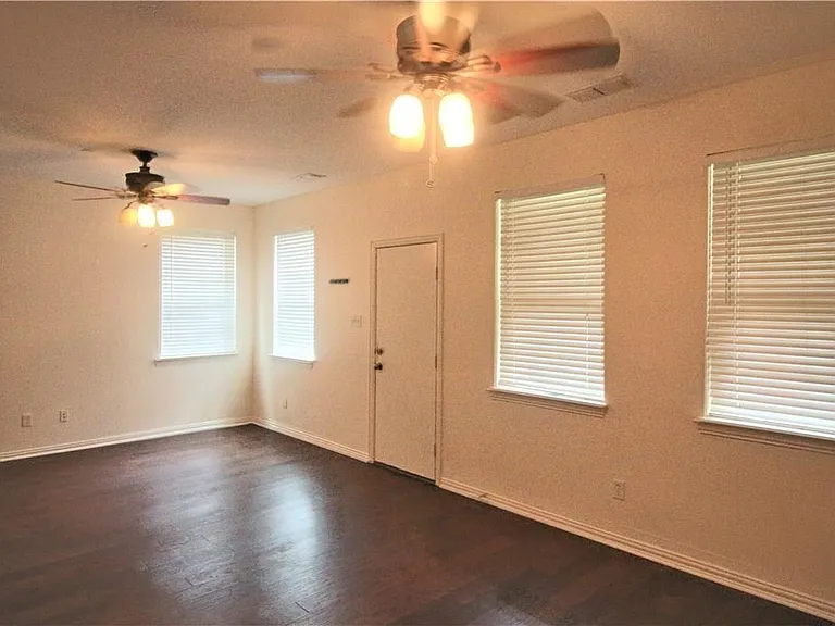 7836 Fox Horn Dr — Photo 18