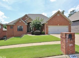160 Blackburn Dr, Little Rock, AR 72211