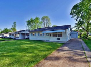 4658 Heege Rd, Saint Louis, MO 63123