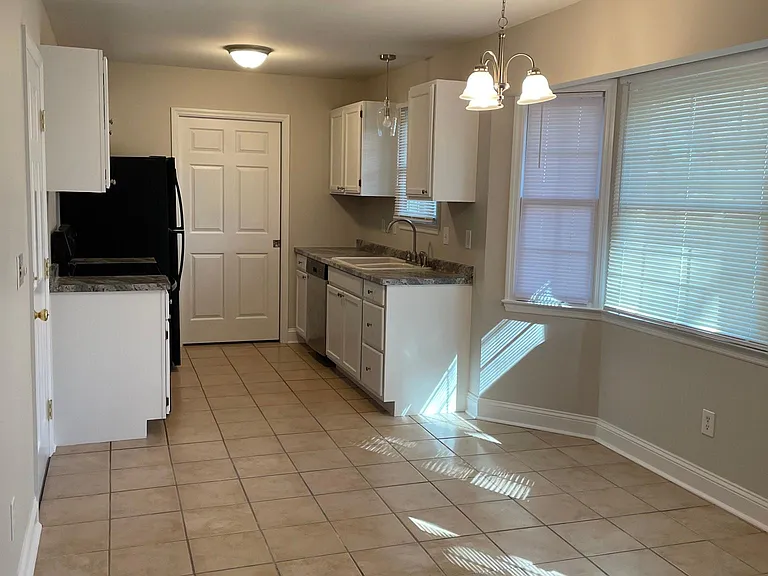 207 Mohican Cir — Photo 6