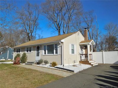 38 Glendale Rd, Enfield, CT, 06082