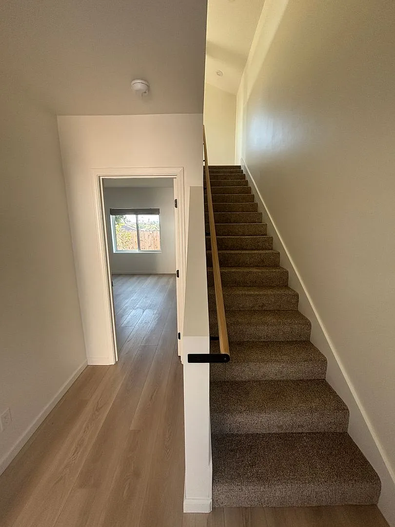 Brand-New 2 Bed, 2 Bath ADU — Photo 2