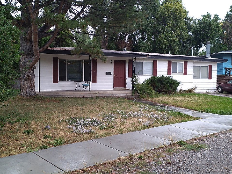 1st image of 49 Riverside Dr