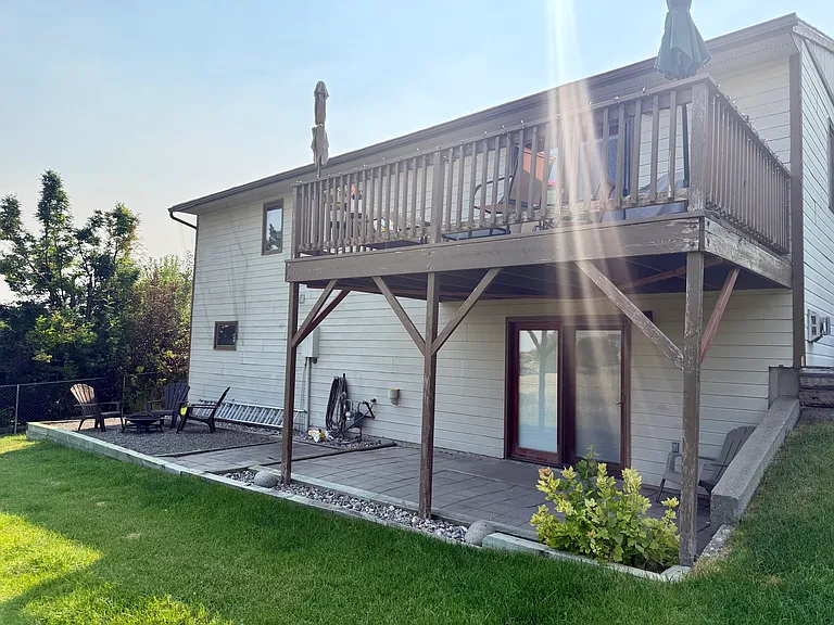 712 Red Letter St — Photo 24