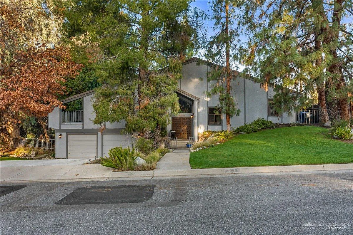 12430 Cattle King Dr photo 1