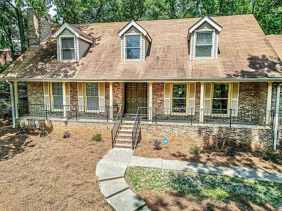 2nd image of 4204 Juniper Dr NW