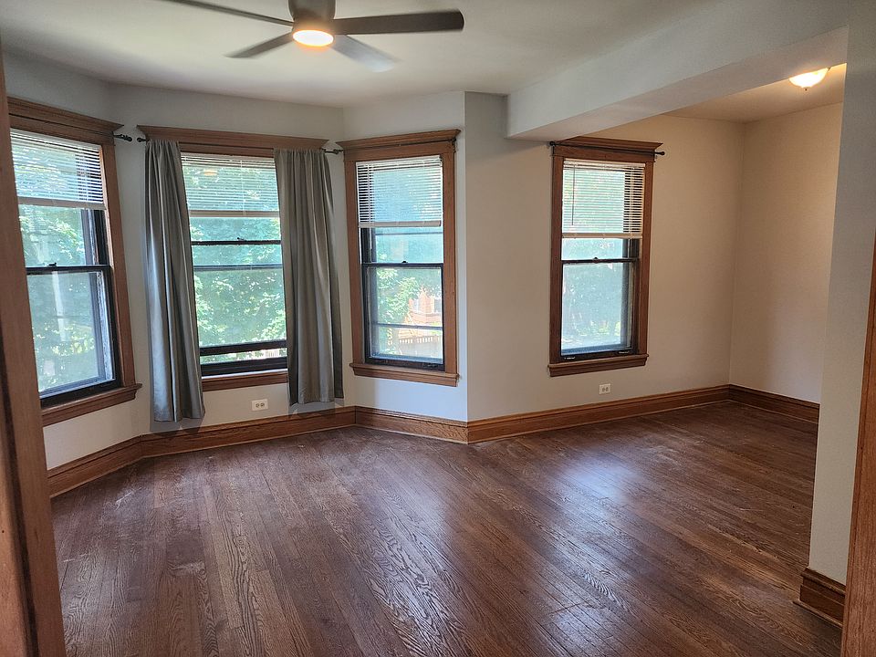 Large 2 room living room.