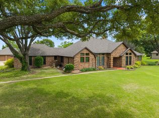 10612 Live Oak Dr, Forney, TX 75126