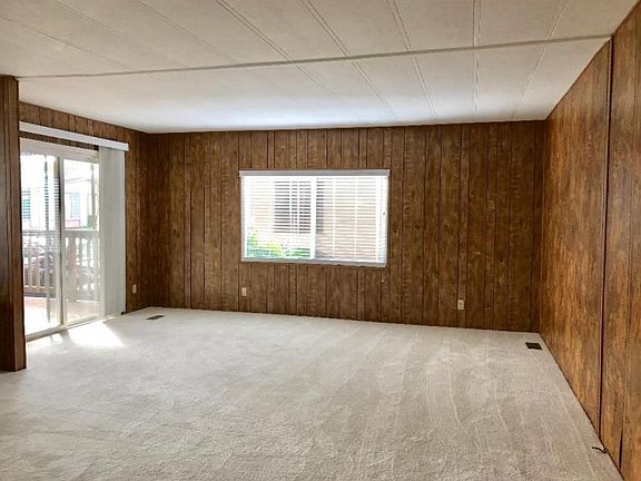 3rd image of 3068 Oakbridge Dr #3068