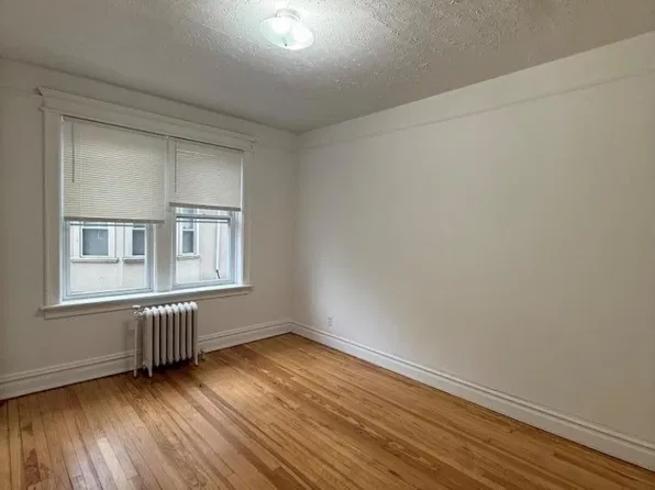 214 Lawton Ave, Cliffside Park, NJ 07010