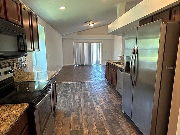 3rd image of 2468 Brewerton Ln