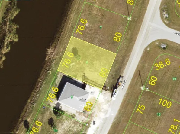 11 Wren Dr #8, Placida, FL 33946