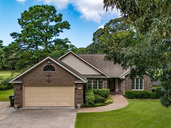 2nd image of 220 Phillips Drive