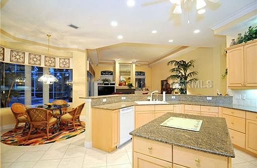 3rd image of 440 E Mac Ewen Dr