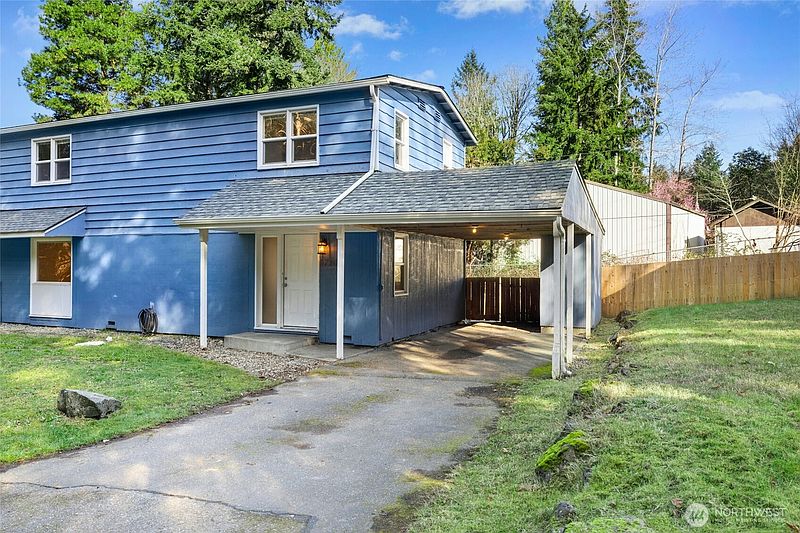 2nd image of 5726 5728 Tracyton Boulevard NW