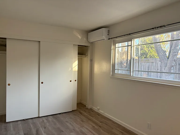1582 Ardenwood Dr — Photo 9