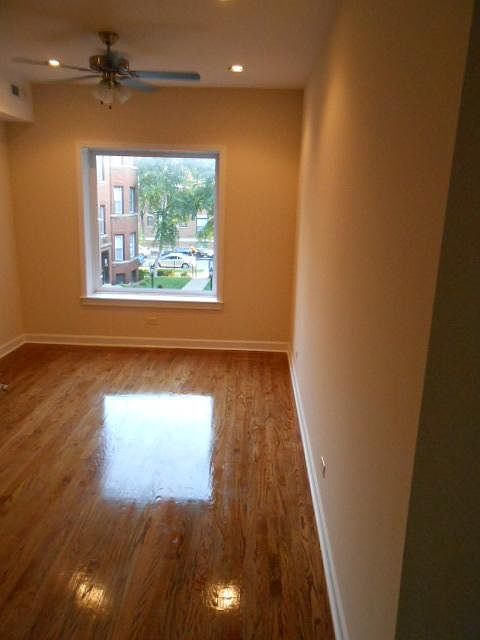 1st image of 851 855 W Cornelia #2E