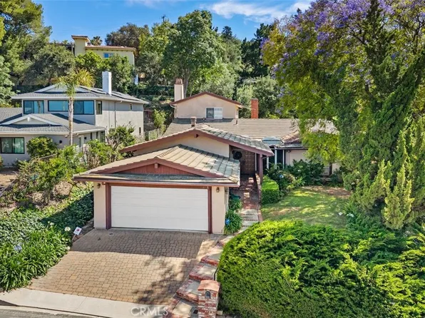 3369 Alginet Dr, Encino, CA 91436