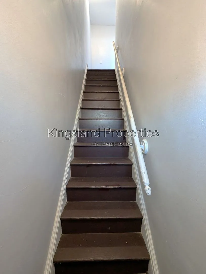 2 bed, 1.0 bath, 1000 sqft, $1,000 — Photo 4