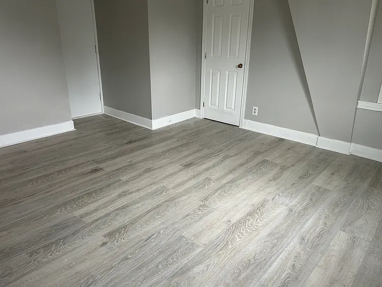 16 Lincoln St #3-5 — Photo 6