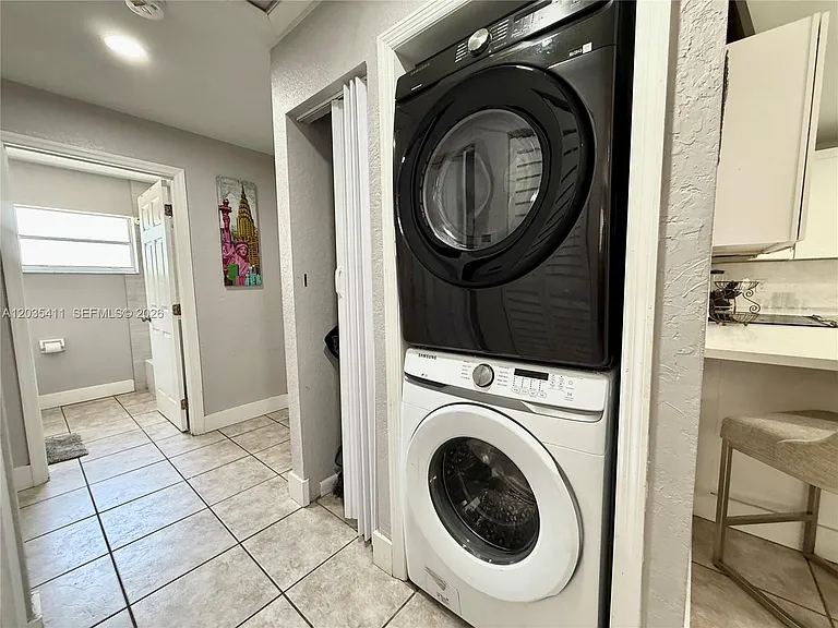 1840 Jefferson St #B — Photo 15
