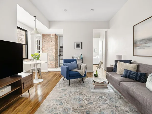 214 Riverside Dr APT 113, New York, NY 10025