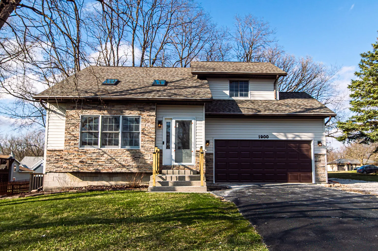 1900 Loganberry Ln photo 1