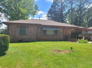 2881 Laguna Dr, Decatur, GA 30032