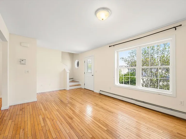 6 Stephanie Dr — Photo 10