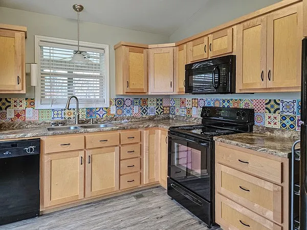 173 Warlick Dr — Photo 23