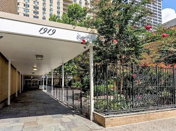 1919 Chestnut St APT 1811, Philadelphia, PA 19103