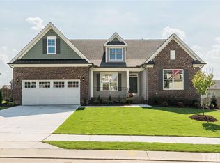 437 Granite Saddle Dr, Rolesville, NC 27571