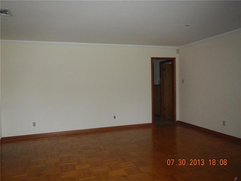 1st image of 2839 Kabel Dr
