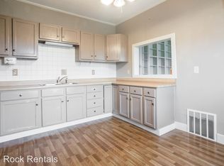 208 N Orchard St, Arlington, KS 67514