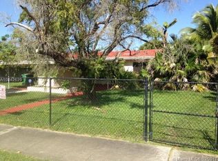 8855 SW 42nd Ter, Miami, FL 33165