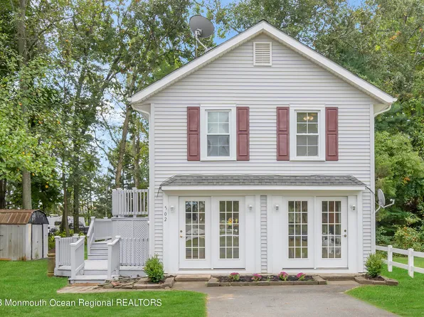502 Union Avenue, Lakehurst, NJ 08733