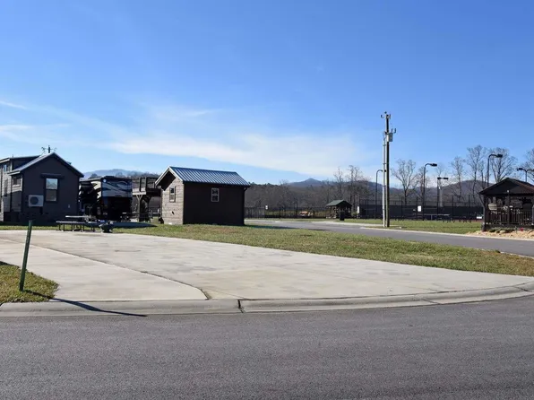 173 Foggy Mountain Rd, Blairsville, GA 30512
