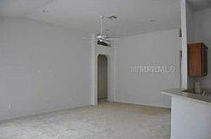 Living Room 2933 Lakewood Pointe Drive