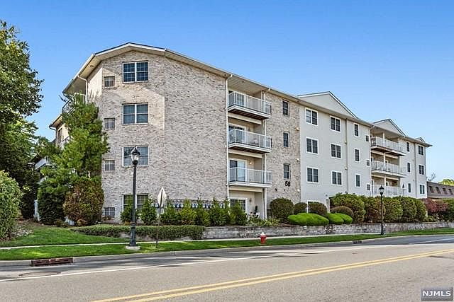 1st image of 58 Kinderkamack Rd APT 15