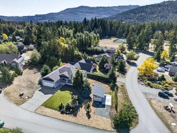 2616 Warmland Pl, Shawnigan Lake, BC V0R 2W2