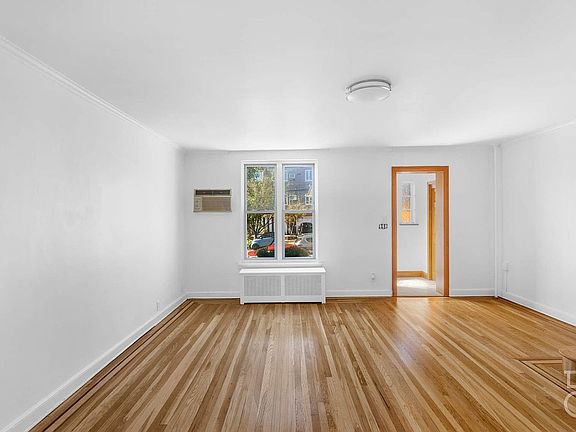 2nd image of 4813 28th Ave