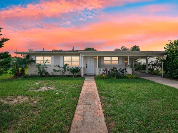 2943 Pembrooke Rd, Titusville, FL 32796