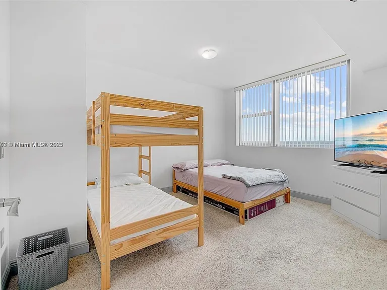2681 N Flamingo Rd #1201S — Photo 13