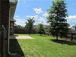 2nd image of 2614 Westhaven Dr