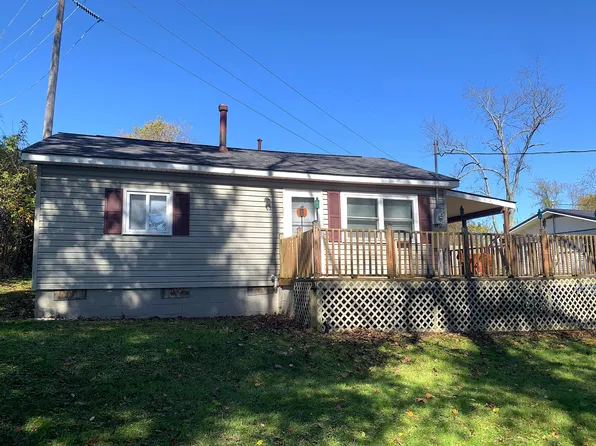 139 Garten Ln, Oak Hill, WV 25901