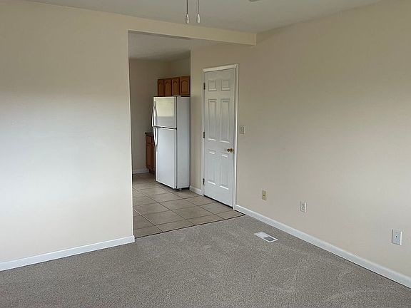 3rd image of 312 Randy Dr