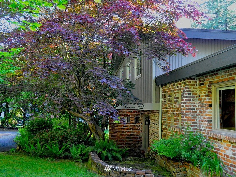 1st image of 4022 140th Ave NE